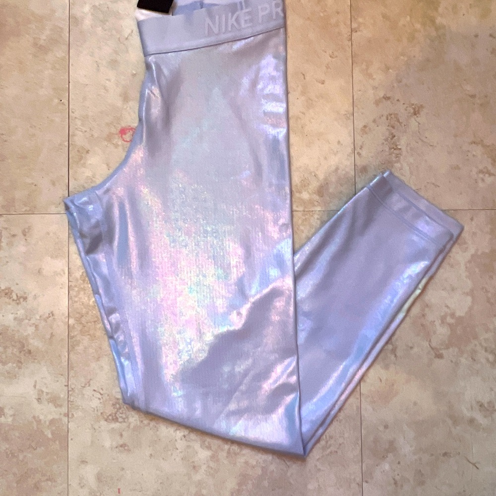 Chrome Nike pro leggings